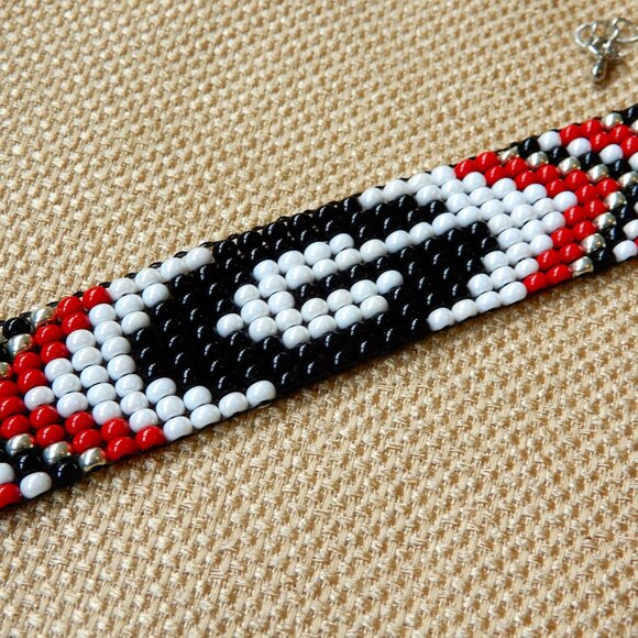 Georgia bead bracelet, handmade, adjustable length, gameday - Picture 6 of 8
